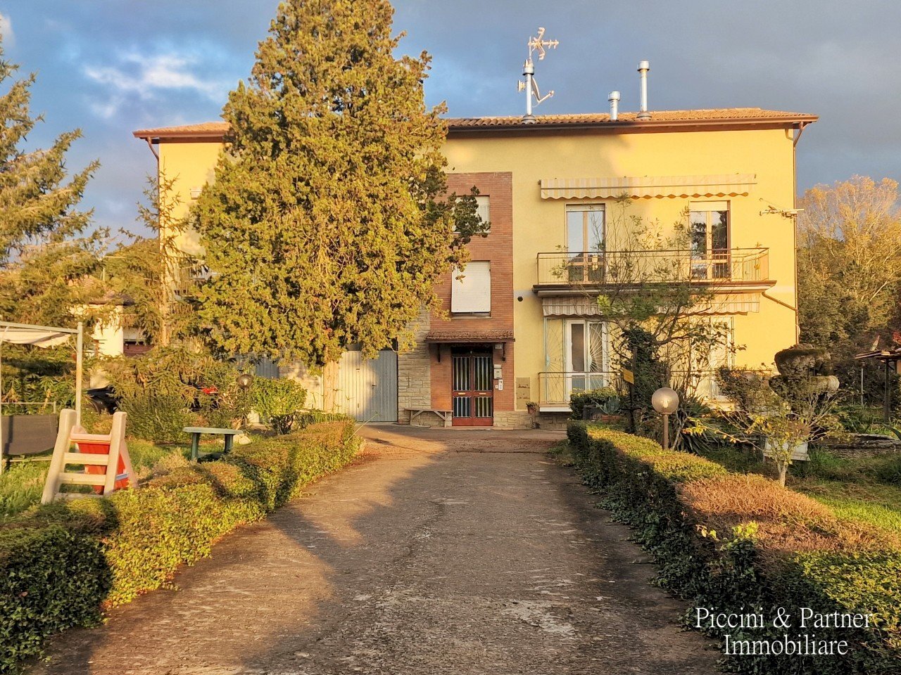 01.jpg - Appartamento Str. Tiberina Nord  159, Perugia - foto 1