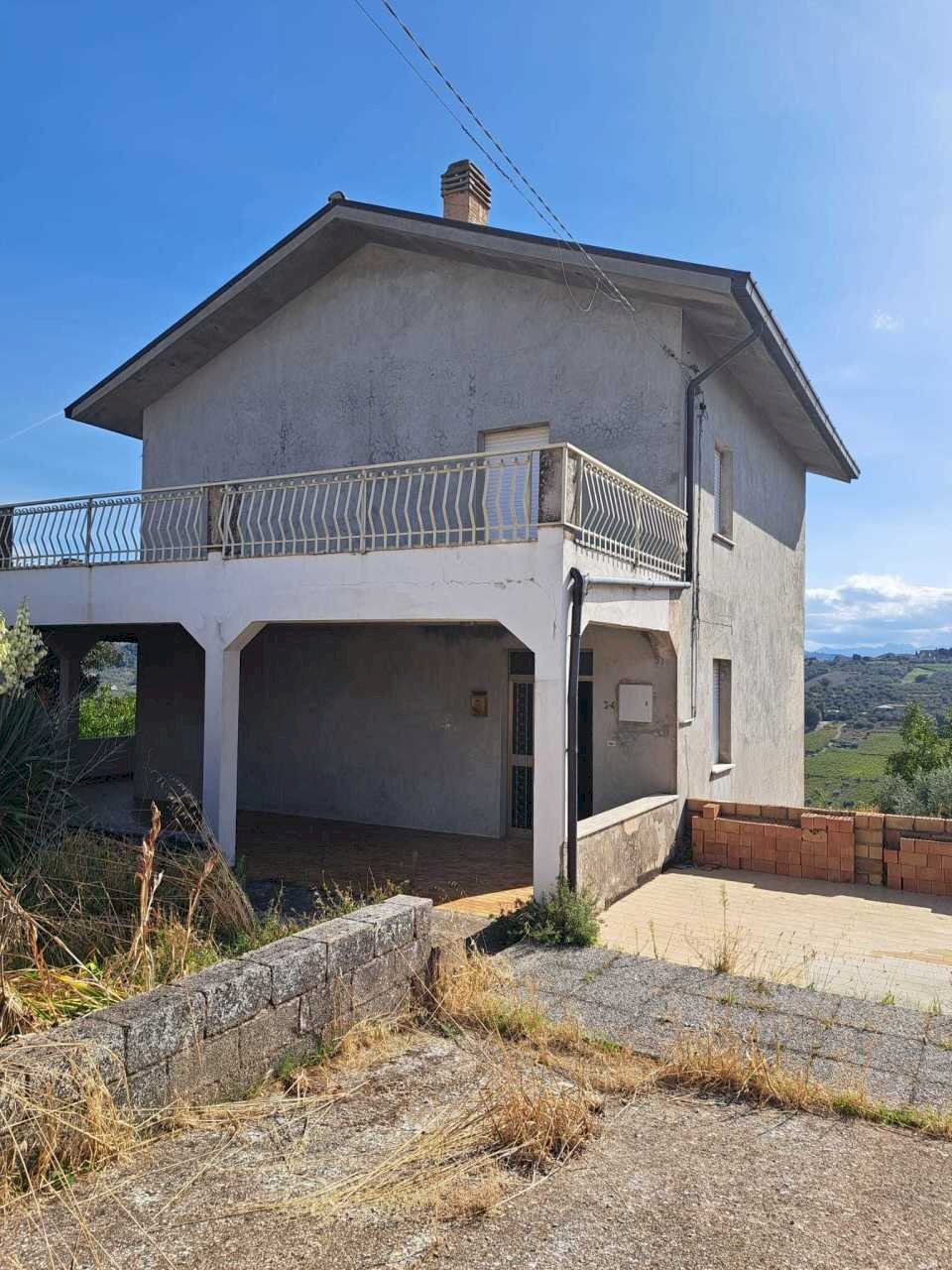 814d87ca-9e91-4dfa-8a09-564819866a59.jpg - Villa COLLE DELLA FONTE 94, Frisa - foto 2