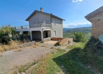 FOTO SERGIO RU..jpg - Villa COLLE DELLA FONTE 94, Frisa - foto 1