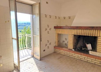 550c9549-6f51-40bc-8667-411e0aa26a45.jpg - Villa COLLE DELLA FONTE 94, Frisa - foto 10