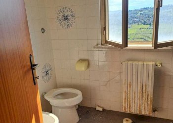 c2929fca-0e2b-48a4-99f7-91c4e6c28cde.jpg - Villa COLLE DELLA FONTE 94, Frisa - foto 25