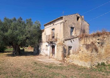 36cf718e-c7fe-4041-a378-4292a65463e0.jpg - Rustico Contrada Acquarelli 2, Rocca San Giovanni - foto 1