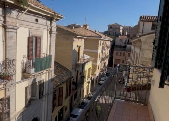 Immagine WhatsApp 2025-11-18 ore 10.19.31_21e4bfe4 - Villa VIA FINAMORE  23, Lanciano - photo 18