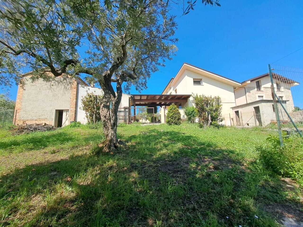 8ae45322-222c-4dd5-9baa-48c5a16ca0a4.jpg - Villa contrada follani  260, Lanciano - foto 1