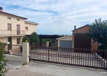 Immagine WhatsApp 2025-10-16 ore 14.38.01_6fe79c4b - Villa contrada follani  260, Lanciano - photo 3