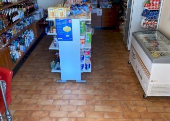 72b2f747-befe-476a-b261-ab9442803505.jpg - Locale Commerciale piazza san giorgio 4, Treglio - foto 6