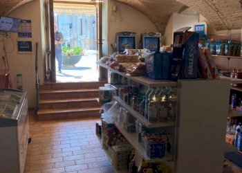 646db127-c916-4561-bc63-40709d7926da.jpg - Locale Commerciale piazza san giorgio 4, Treglio - foto 9