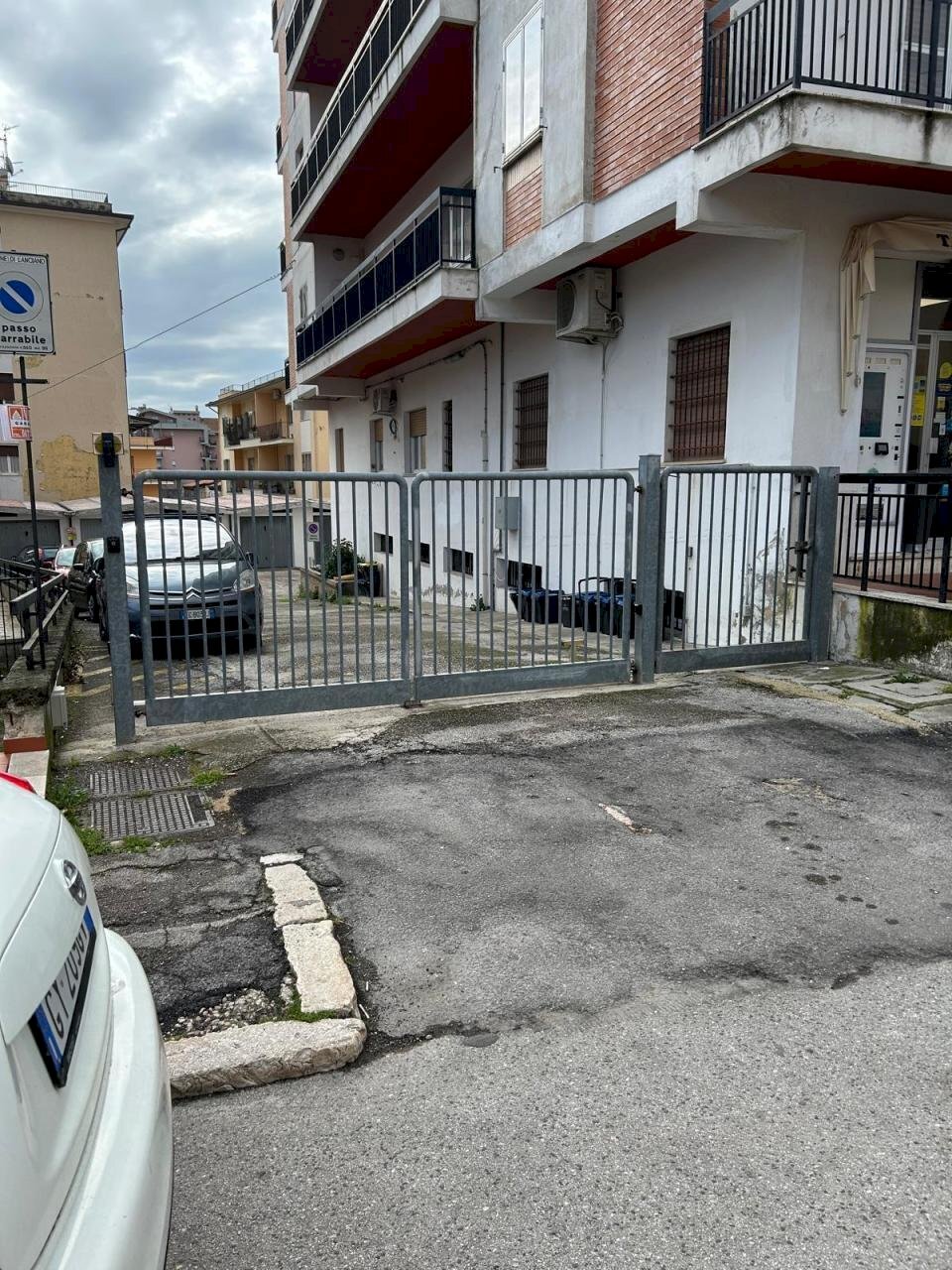 2d20c525-917b-4219-8d15-f71f429f25e2.jpg - Box Via Martiri VI Ott. 51, Lanciano - foto 3