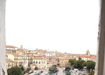 11- Panorama1.jpeg - Four-room apartment Via Cesare Battisti, Lanciano - photo 14