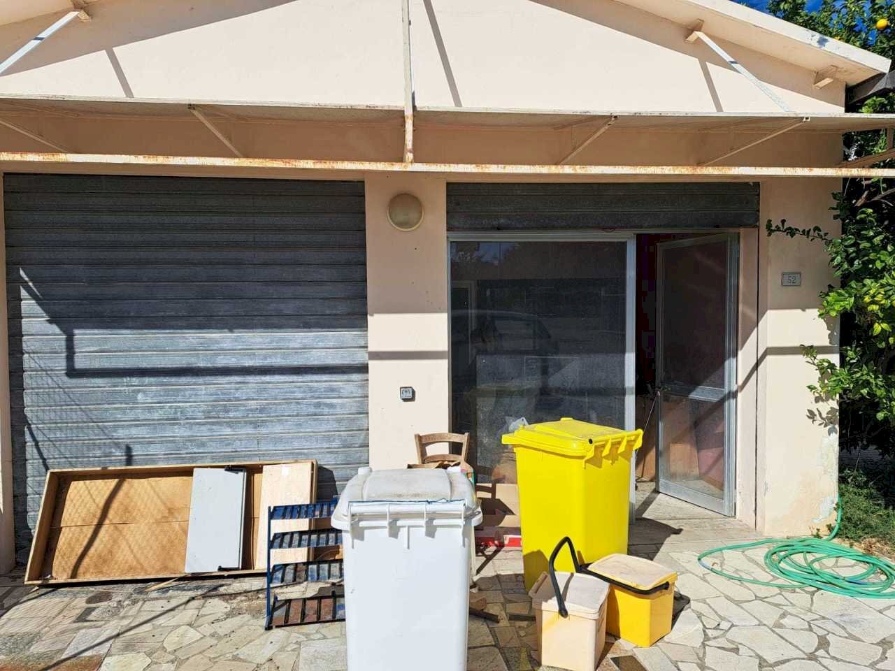 21b23b46-25cb-44cb-8b58-36484582bece.jpg - Locale Commerciale strada per lanciano  65, Santa Maria Imbaro - foto 2