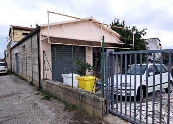 c5c8f464-a5df-480e-b093-fa60777de07f.jpg - Locale Commerciale strada per lanciano  65, Santa Maria Imbaro - foto 1