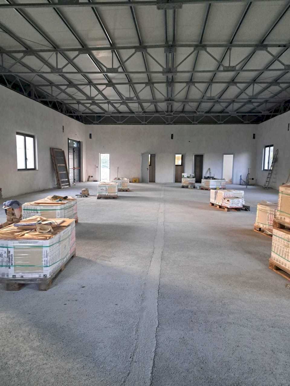 8dbc2944-8835-4a01-a440-127623915339.jpg - Locale Commerciale via san rocco 64, San Vito Chietino - foto 1