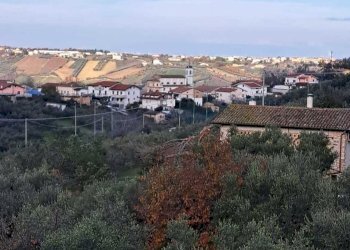 c9f481d5-28e9-4468-a366-3a9c741f5e64.jpg - Attic Contrada Santa Croce 164, Lanciano - photo 28