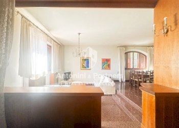 casale il fischio 7.jpg - Casale Via dei Partigiani, Castiglione del Lago - foto 9