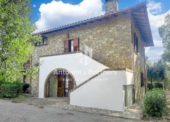 casale il fischio 26-1.jpg - Casale Via dei Partigiani, Castiglione del Lago - foto 23