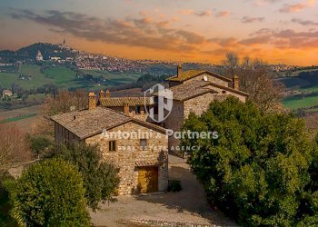 casale lo scacciatoro todi 3.jpg - Casale Strada Provinciale 380, Todi - foto 4