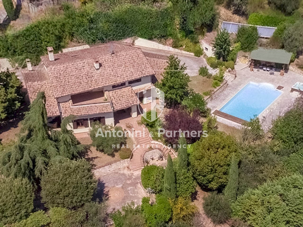 villa elena todi 13.jpg - Villa Piazza del Popolo, Todi - photo 1