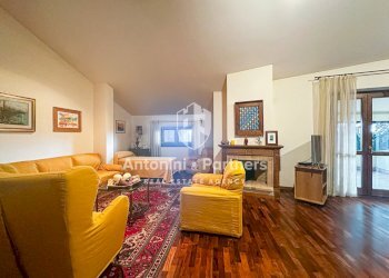 villa elena todi 15.jpg - Villa Piazza del Popolo, Todi - foto 17