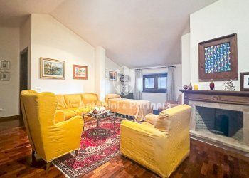 villa elena todi 16.jpg - Villa Piazza del Popolo, Todi - foto 20