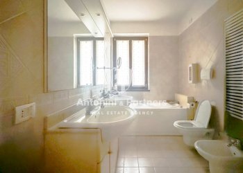 villa elena todi 6.jpg - Villa Piazza del Popolo, Todi - foto 23