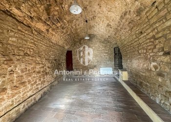 Torre Izzalini 10.jpg - Casa indipendente Frazione Izzalini 14, Todi - foto 6