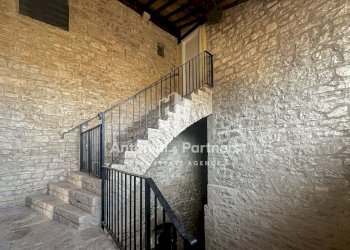 Torre Izzalini 12.jpg - Casa indipendente Frazione Izzalini 14, Todi - foto 7