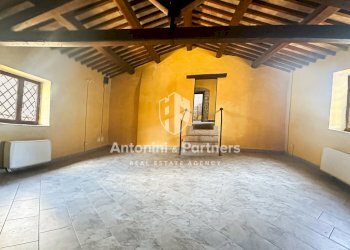 Torre Izzalini 23.jpg - Casa indipendente Frazione Izzalini 14, Todi - foto 9