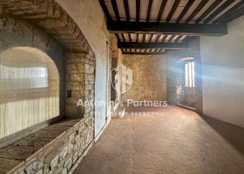 Torre Izzalini 20.jpg - Casa indipendente Frazione Izzalini 14, Todi - foto 10
