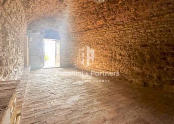 Torre Izzalini 49.jpg - Casa indipendente Frazione Izzalini 14, Todi - foto 12