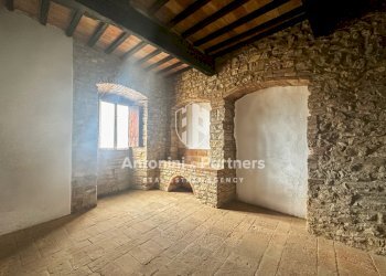 Torre Izzalini 19.jpg - Casa indipendente Frazione Izzalini 14, Todi - foto 22