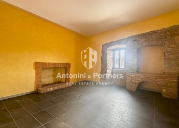 Torre Izzalini 43.jpg - Casa indipendente Frazione Izzalini 14, Todi - foto 24