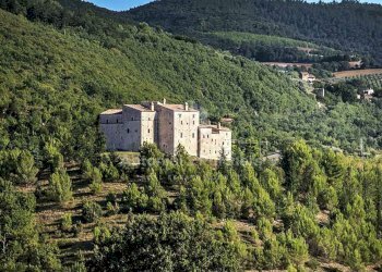 Castello-Le-Rocchette-(1).jpg - Casale Strada provinciale 414, Massa Martana - foto 2