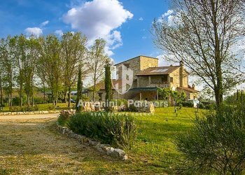 casale le tortore 10.jpg - Casale Piazza del Popolo, Todi - foto 4