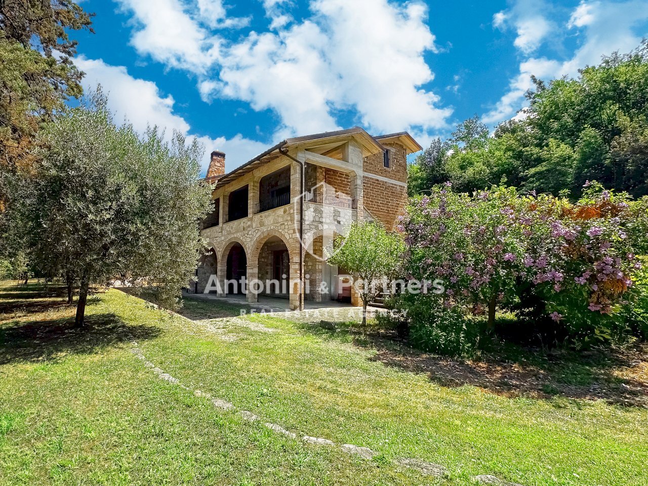 villa oliva 2.jpg - Villa Strada Statale 448, Todi - photo 2