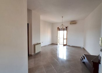 20250412_105623.jpg - Attic Via Giacomo Matteotti 23, Riano - photo 4