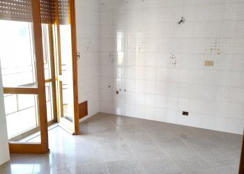 IMG_20250718_162953991.jpg - Attic Via Giacomo Matteotti 23, Riano - photo 7