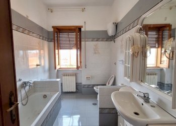 20250412_110626.jpg - Attic Via Giacomo Matteotti 23, Riano - photo 12