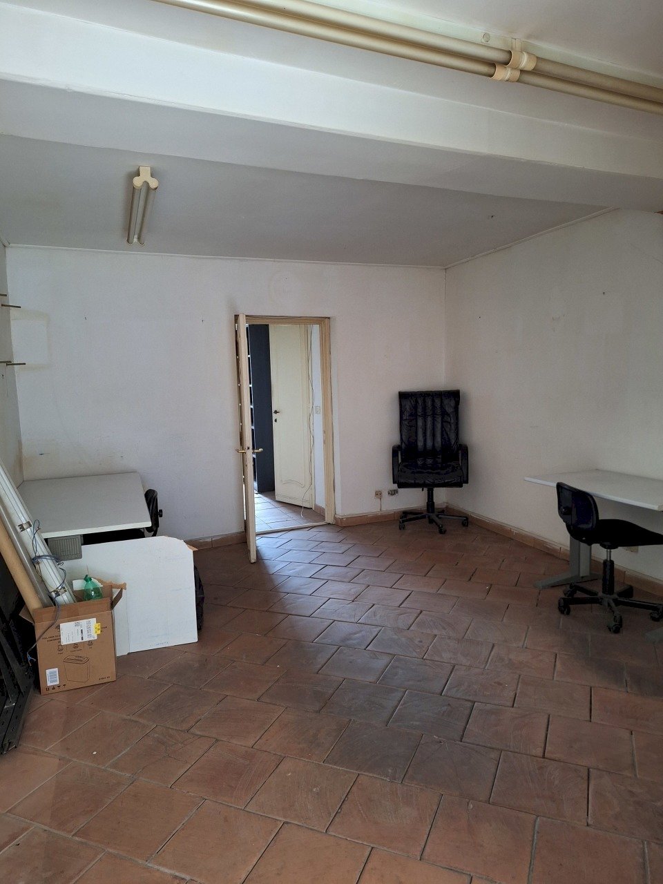 20250402_170529.jpg - Locale Commerciale Corso Umberto I 75, Morlupo - foto 2