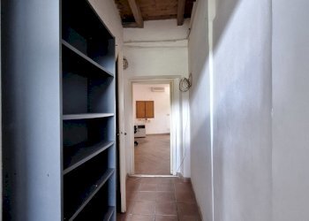 20250402_170624.jpg - Locale Commerciale Corso Umberto I 75, Morlupo - foto 7