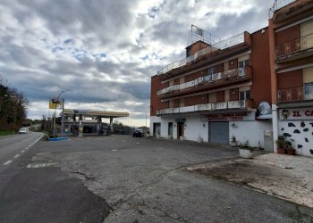 20250227_154327.jpg - Stable - Palace Via Flaminia 5, Morlupo - photo 5