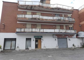 IMG-20250227-WA0028.jpg - Stable - Palace Via Flaminia 5, Morlupo - photo 8