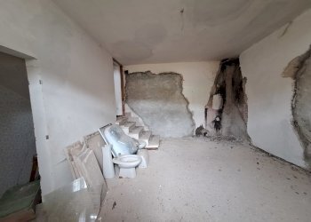 20250301_141549.jpg - Trilocale Via Folignate 1, Visso - foto 4