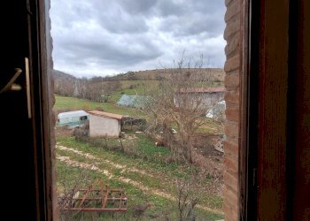 20250301_141754.jpg - Trilocale Via Folignate 1, Visso - foto 10