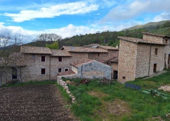 1-20240420_173830.jpg.jpg - Trilocale Via Folignate 1, Visso - foto 15