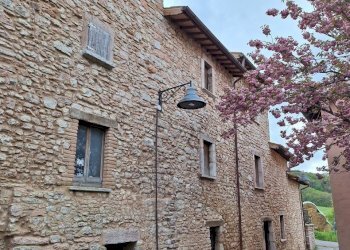 8-20240420_164604.jpg.jpg - Trilocale Via Folignate 1, Visso - foto 7