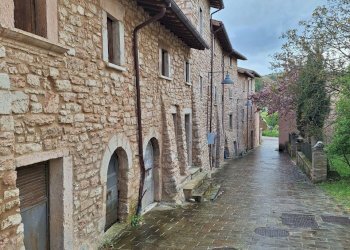 11-20240420_165354.jpg.jpg - Trilocale Via Folignate 1, Visso - foto 21