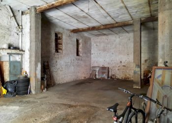 20220224_130327.jpg - Magazzino Corso Umberto I, Morlupo - foto 4