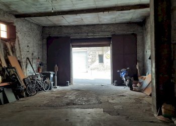 20220224_130345.jpg - Magazzino Corso Umberto I, Morlupo - foto 5