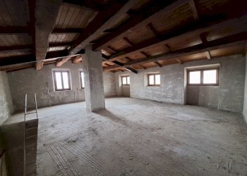 20250301_155131.jpg - Rustico via di Agliano 1, Campello sul Clitunno - foto 1