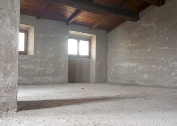 IMG-20250108-WA0015.jpg - Rustico via di Agliano 1, Campello sul Clitunno - foto 6